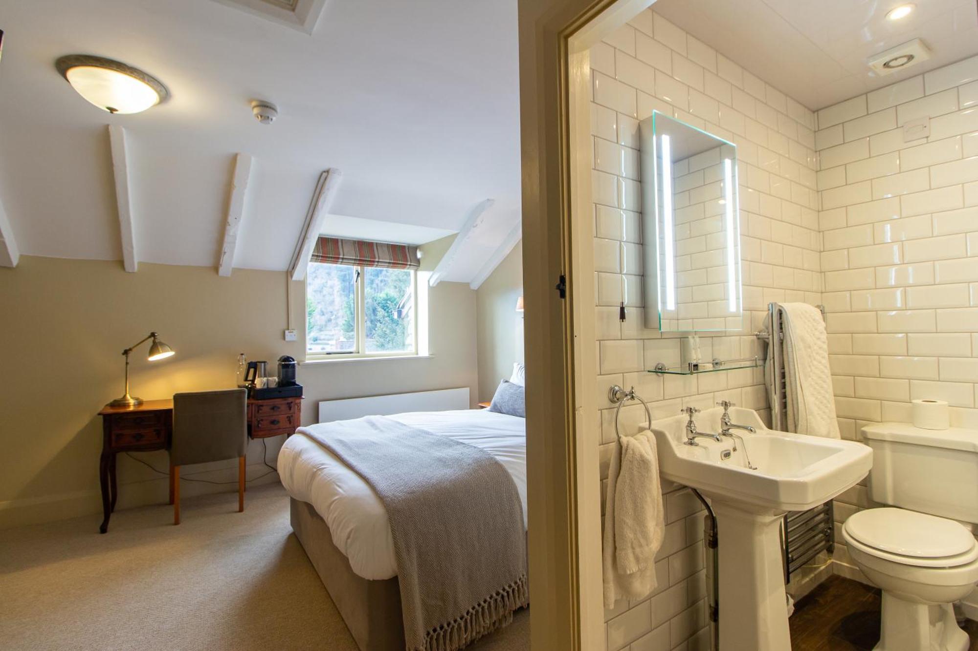 تينتيرن Parva Farmhouse Riverside Guesthouse الغرفة الصورة